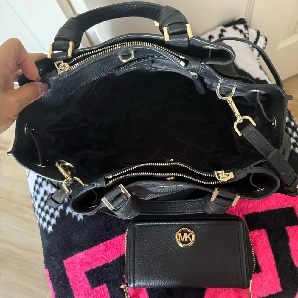 Michael Kors Black Leather Backpack and Wallet Set - Picture 3 of 3